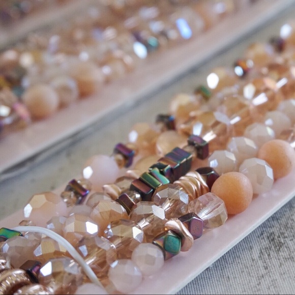 Apple Watch Band | Rose Gold Adapter | 42mm + 44mm - Picture 3 of 8